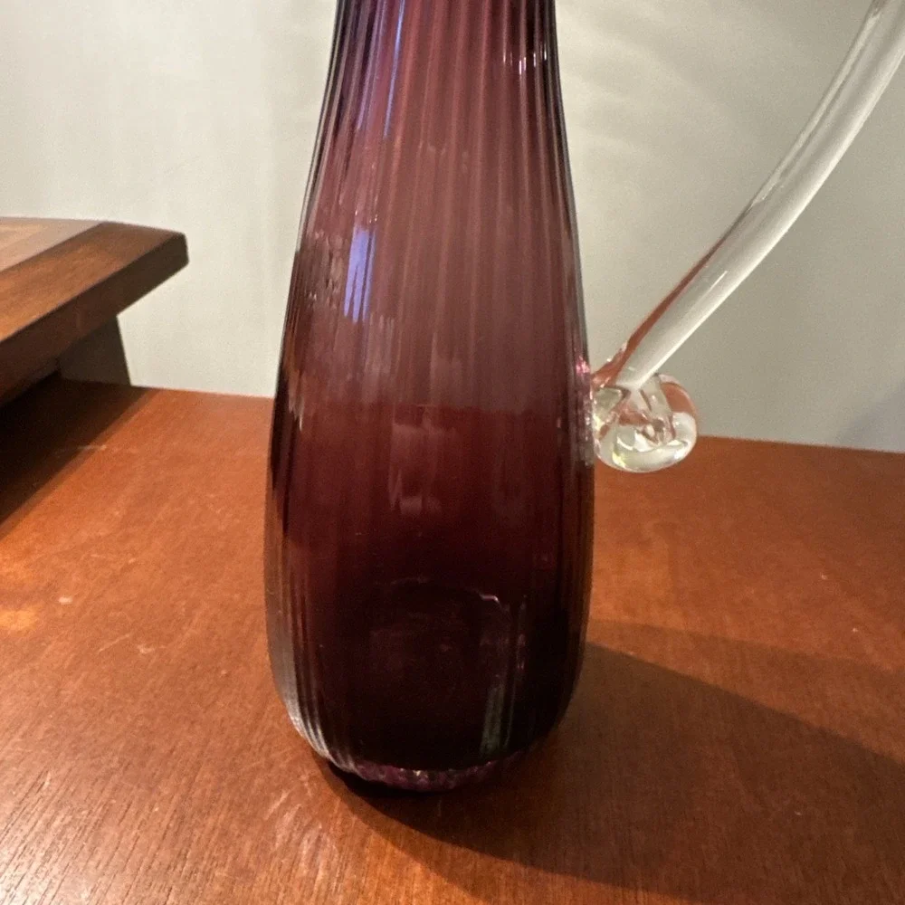 VTG Slender Cranberry Hand Blown Glass Pitcher With Clear Applied Handle 8‎ Inch